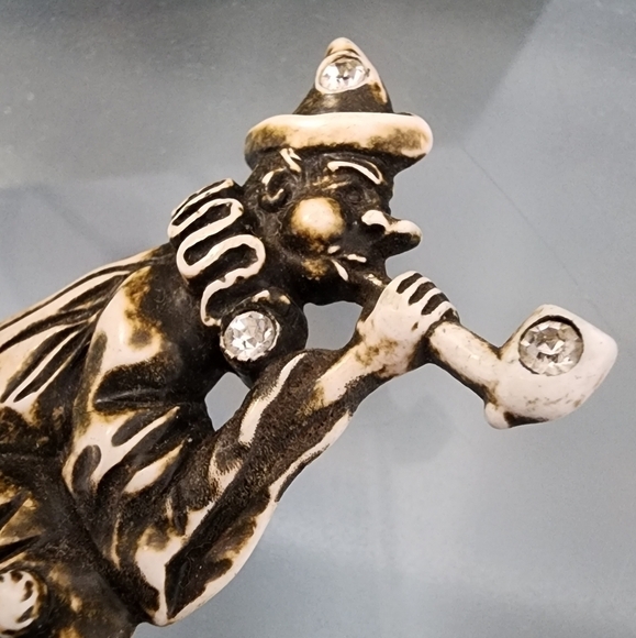 Vintage Art Deco era Clown Blowing Bubbles Celluloid Rhinestone Pin Brooch - Picture 6 of 6